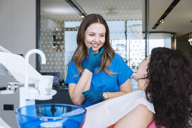 Best Wisdom Tooth Removal  in Hillsborough, CA